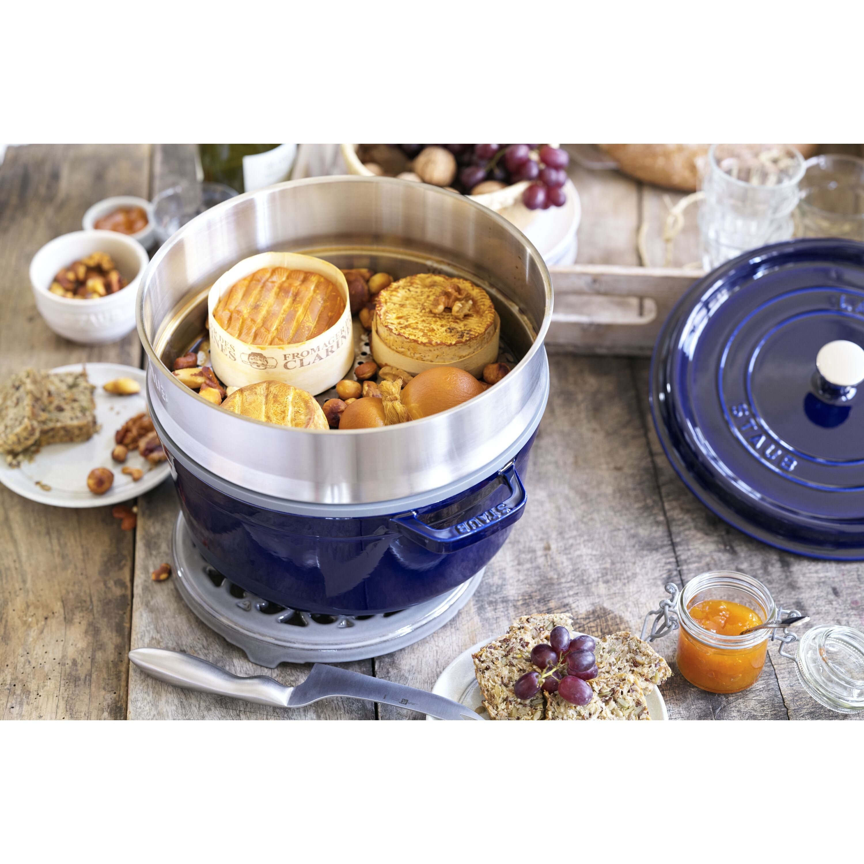 Staub Cocotte with steamer | round | cast iron