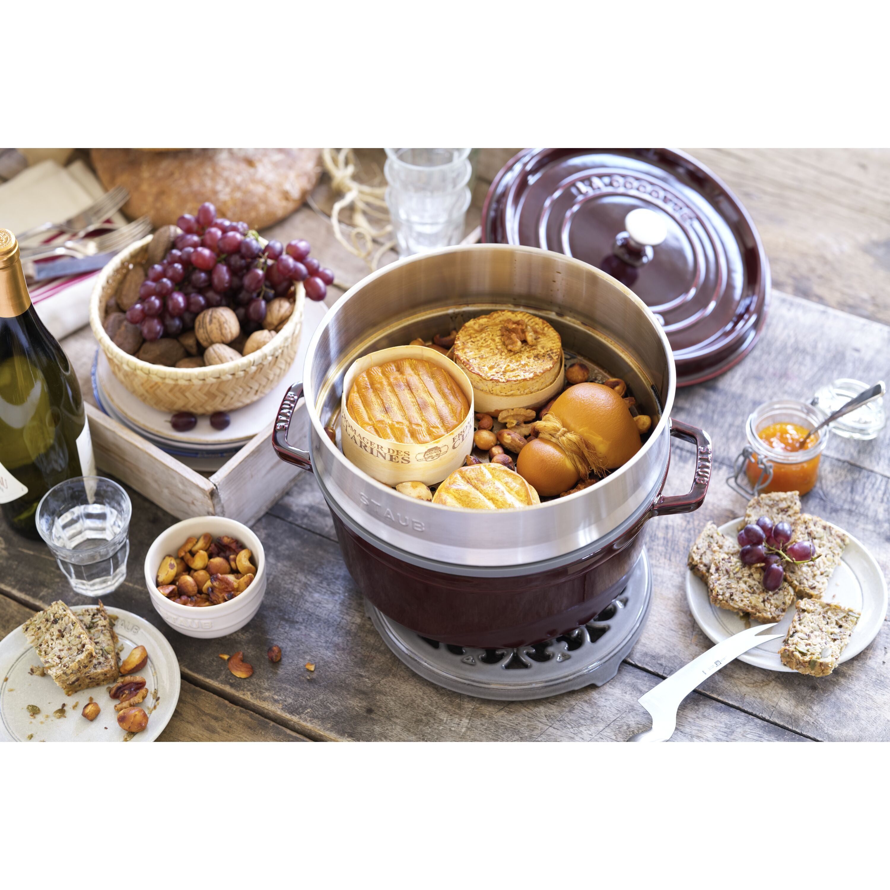Staub Cocotte with steamer | round | cast iron