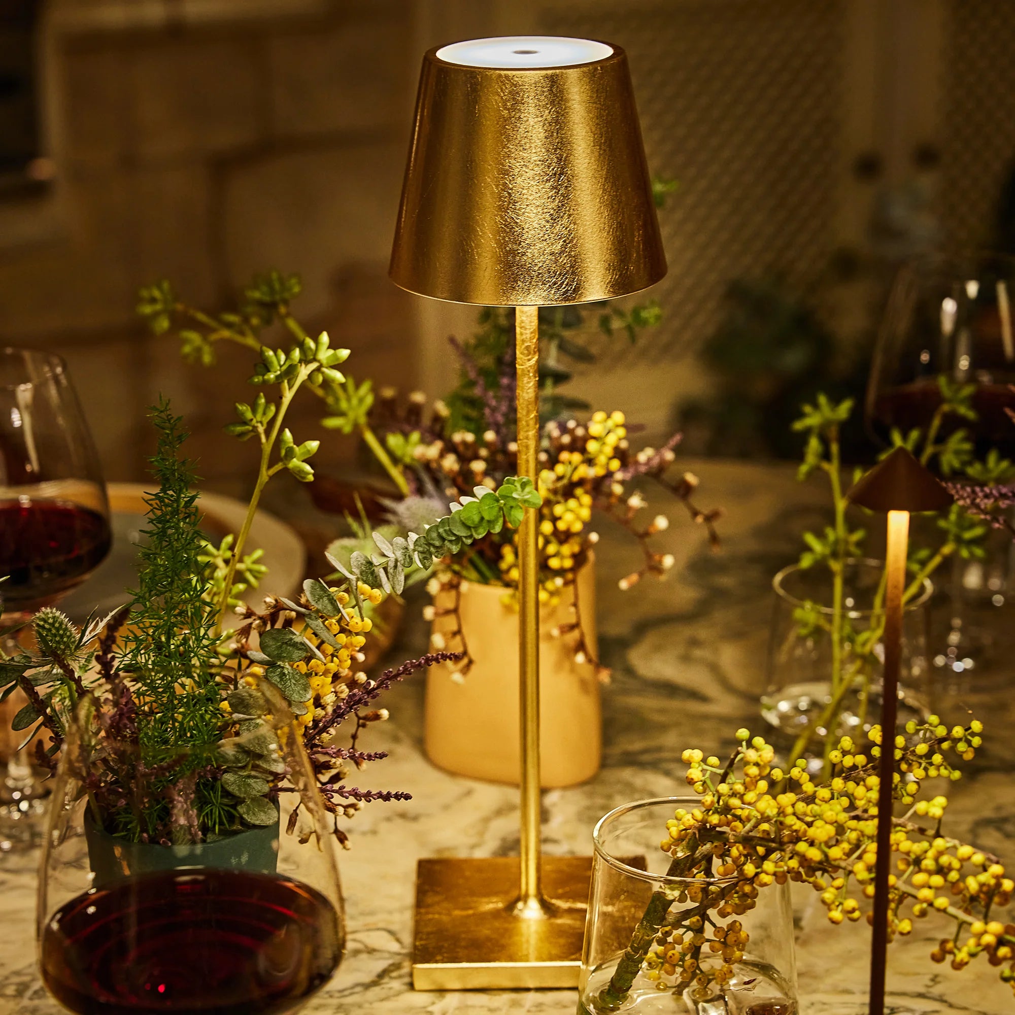 Zafferano Poldina stona lampa