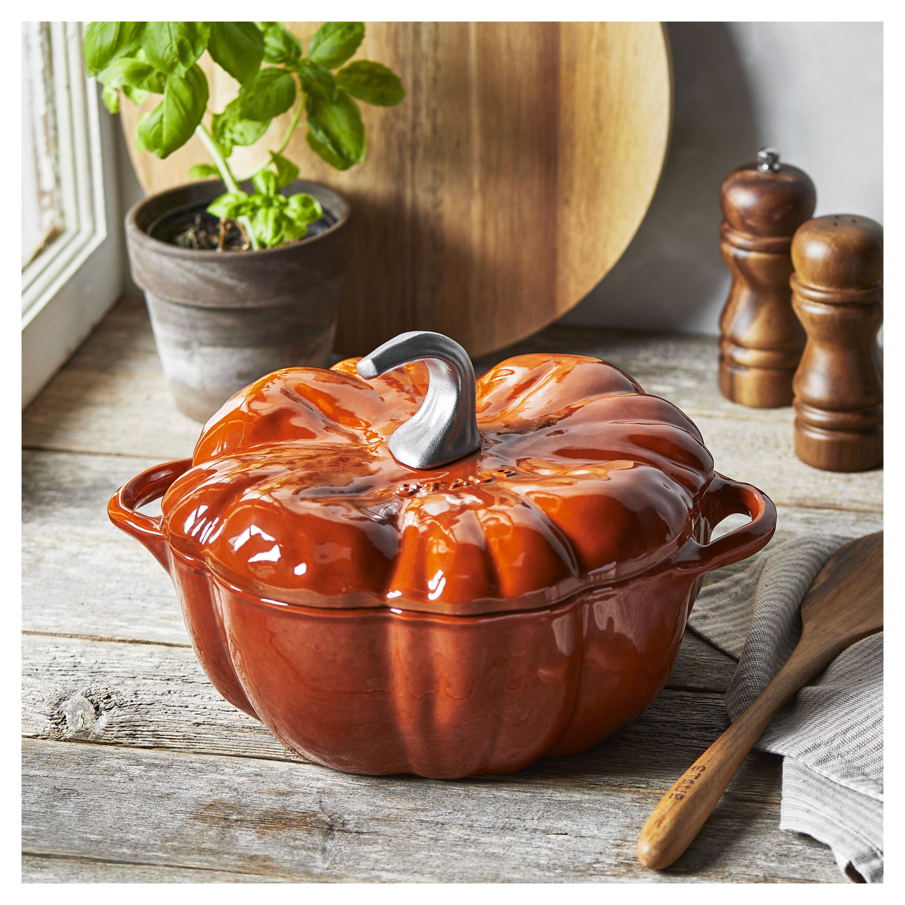 Staub Cocotte | pumpkin | cast iron